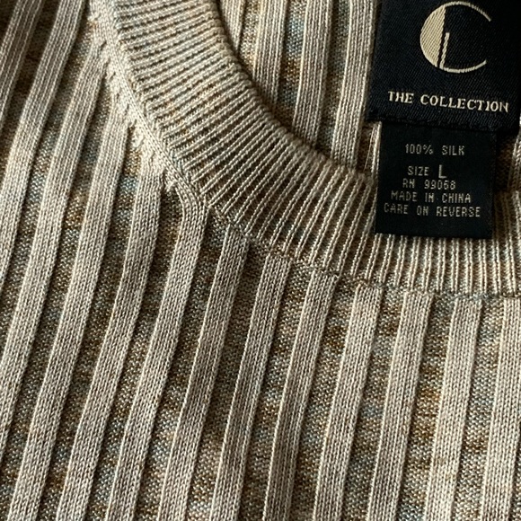 C Collection 100% Silk Men’s Sweater Size L. Armpit to armpit 25” - Picture 9 of 12